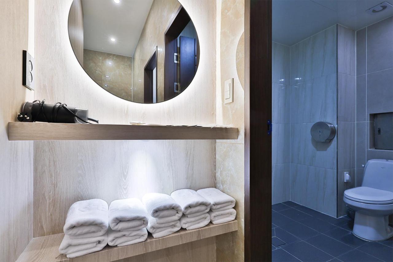 Seomyeon Ib Hotel Busan Buitenkant foto