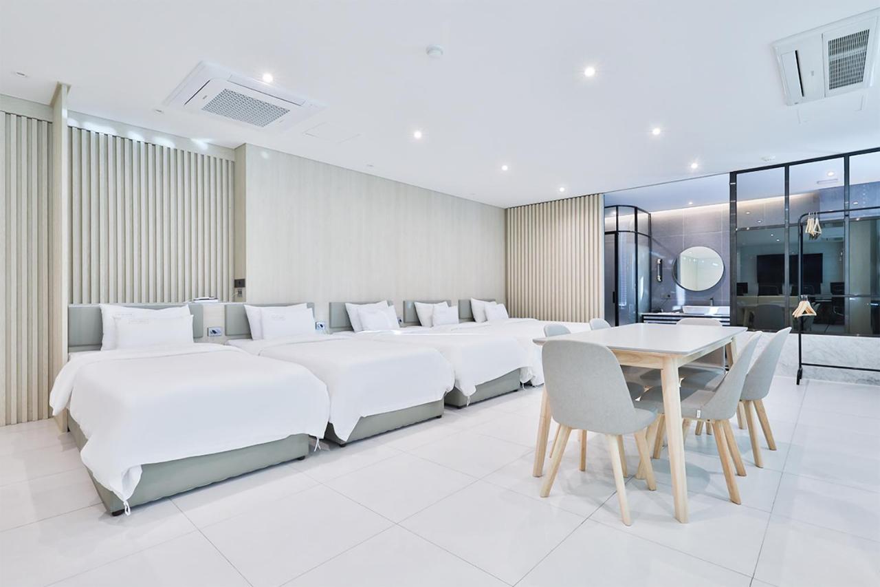 Seomyeon Ib Hotel Busan Buitenkant foto