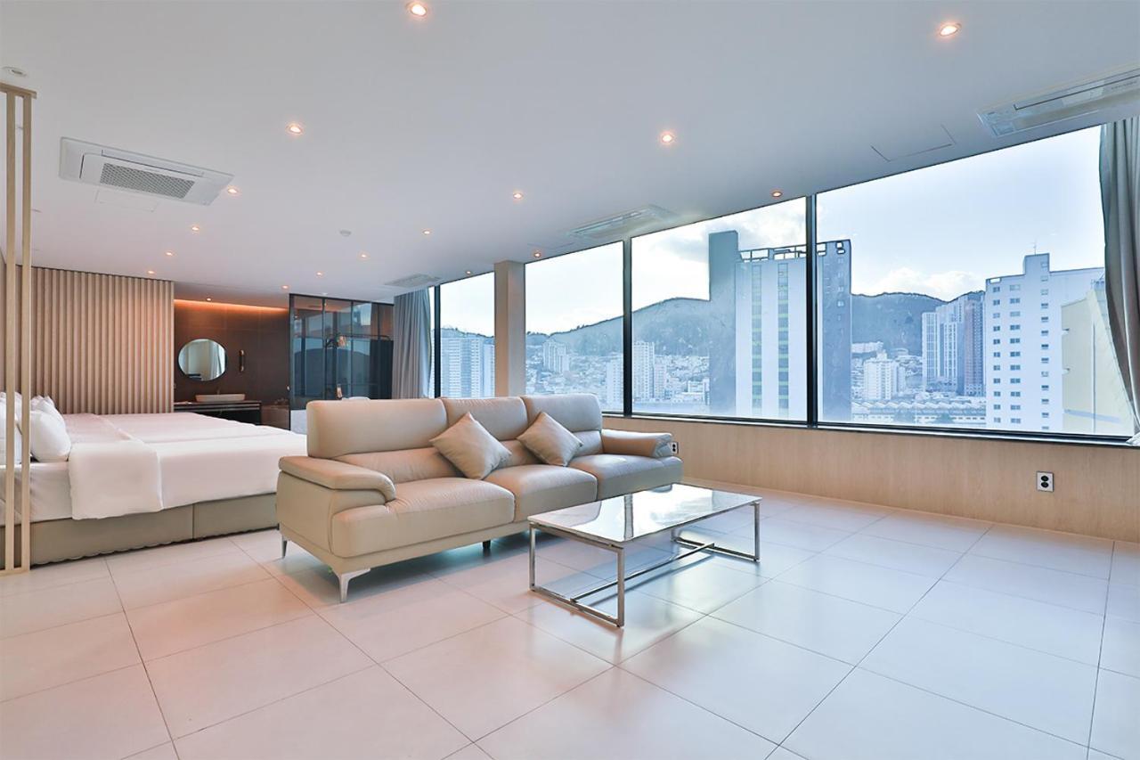 Seomyeon Ib Hotel Busan Buitenkant foto
