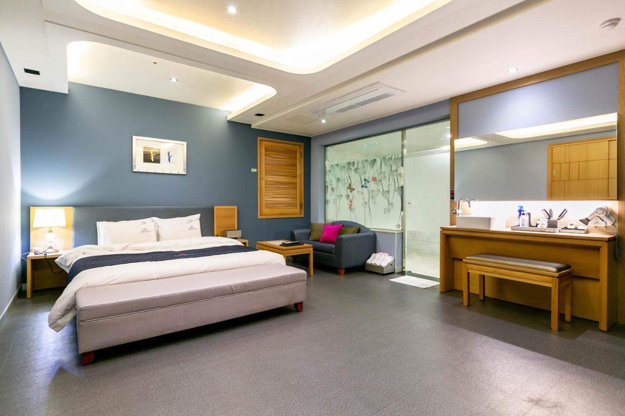 Seomyeon Ib Hotel Busan Buitenkant foto